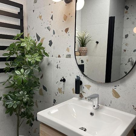 Oui Oui Apartment Varsó Kültér fotó
